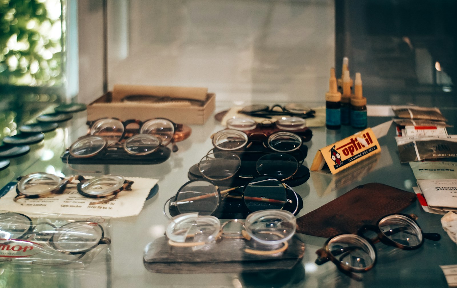 When Advertising Eyeglass Prices Was Illegal: The 25% One Economist Found